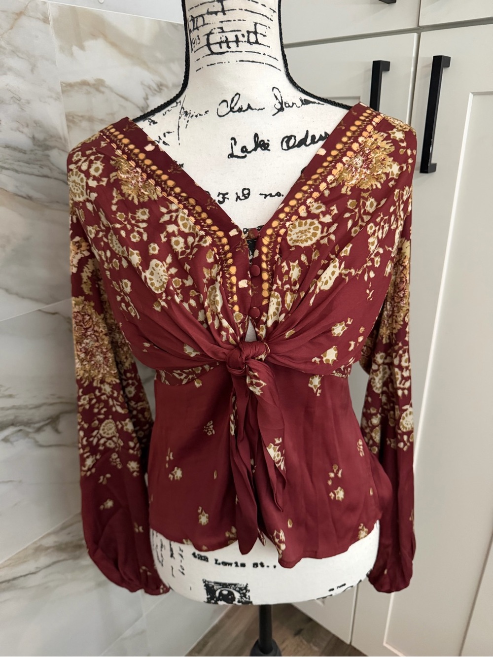 Free People Voluptuous Floral Tie-Front Burgundy Rust Blouse - Sz S Silky Feel